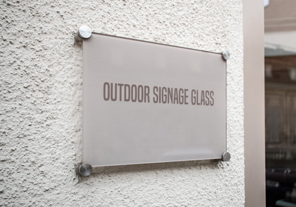 Benefits of Using Acrylic Signs for Your Business
